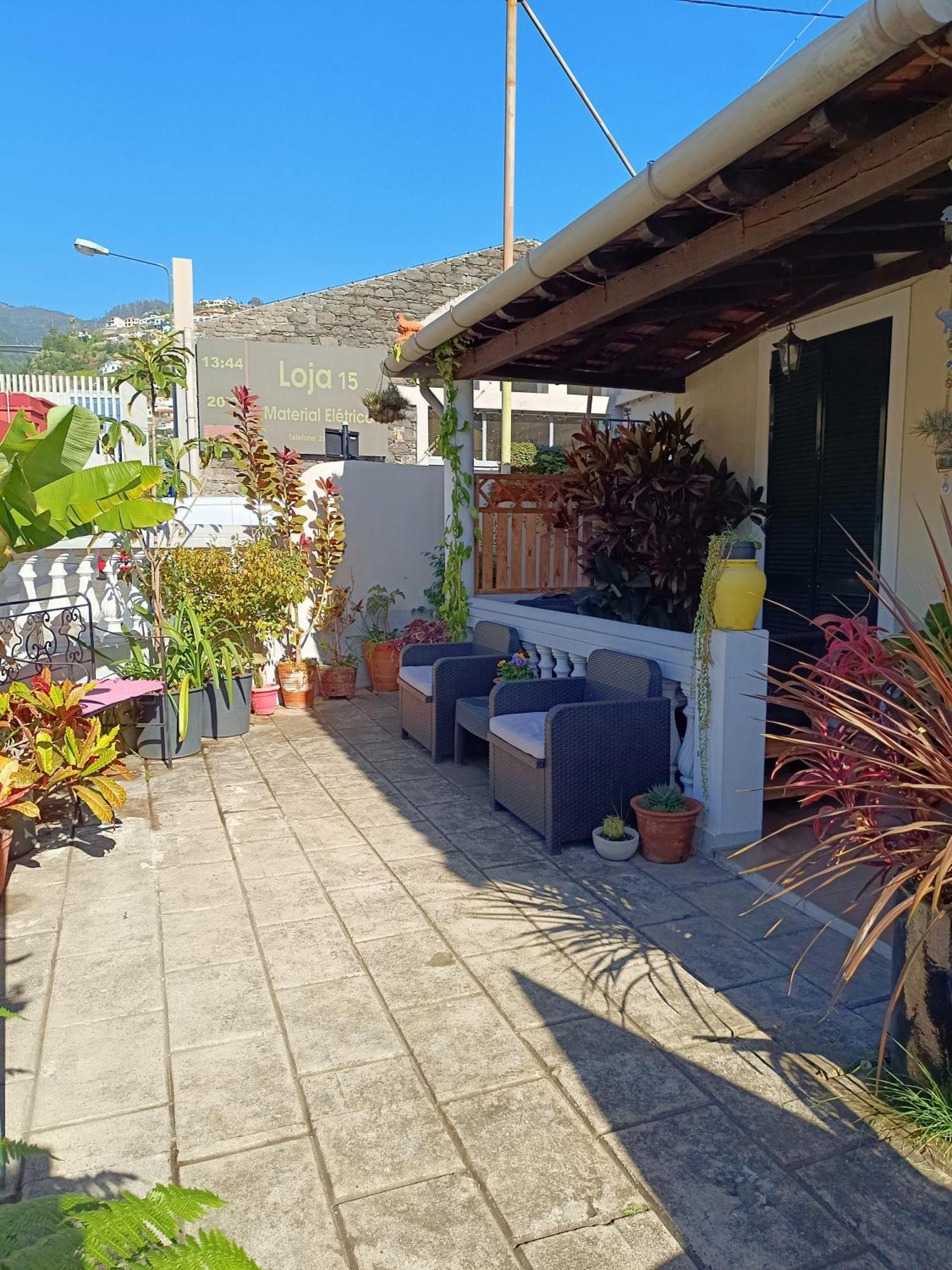 Home & Flower - Private Bedrooms Funchal エクステリア 写真
